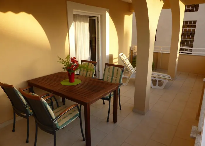 Apartments Toni, Borik